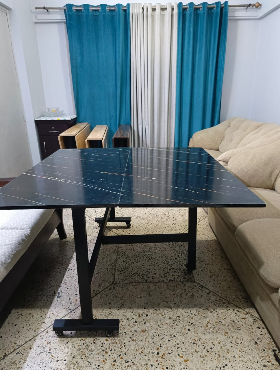 Foldable Square Table