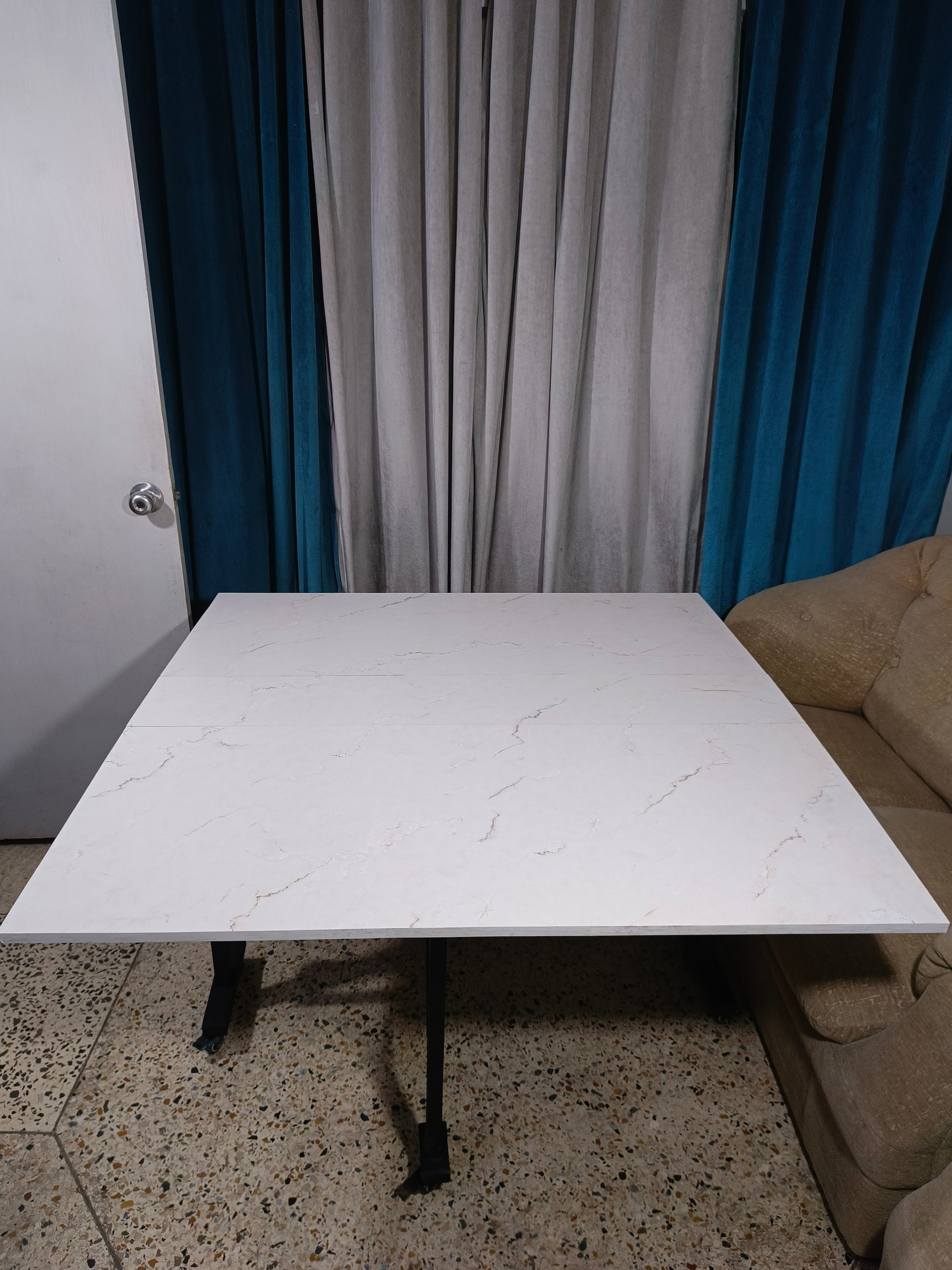 Foldable Square Table