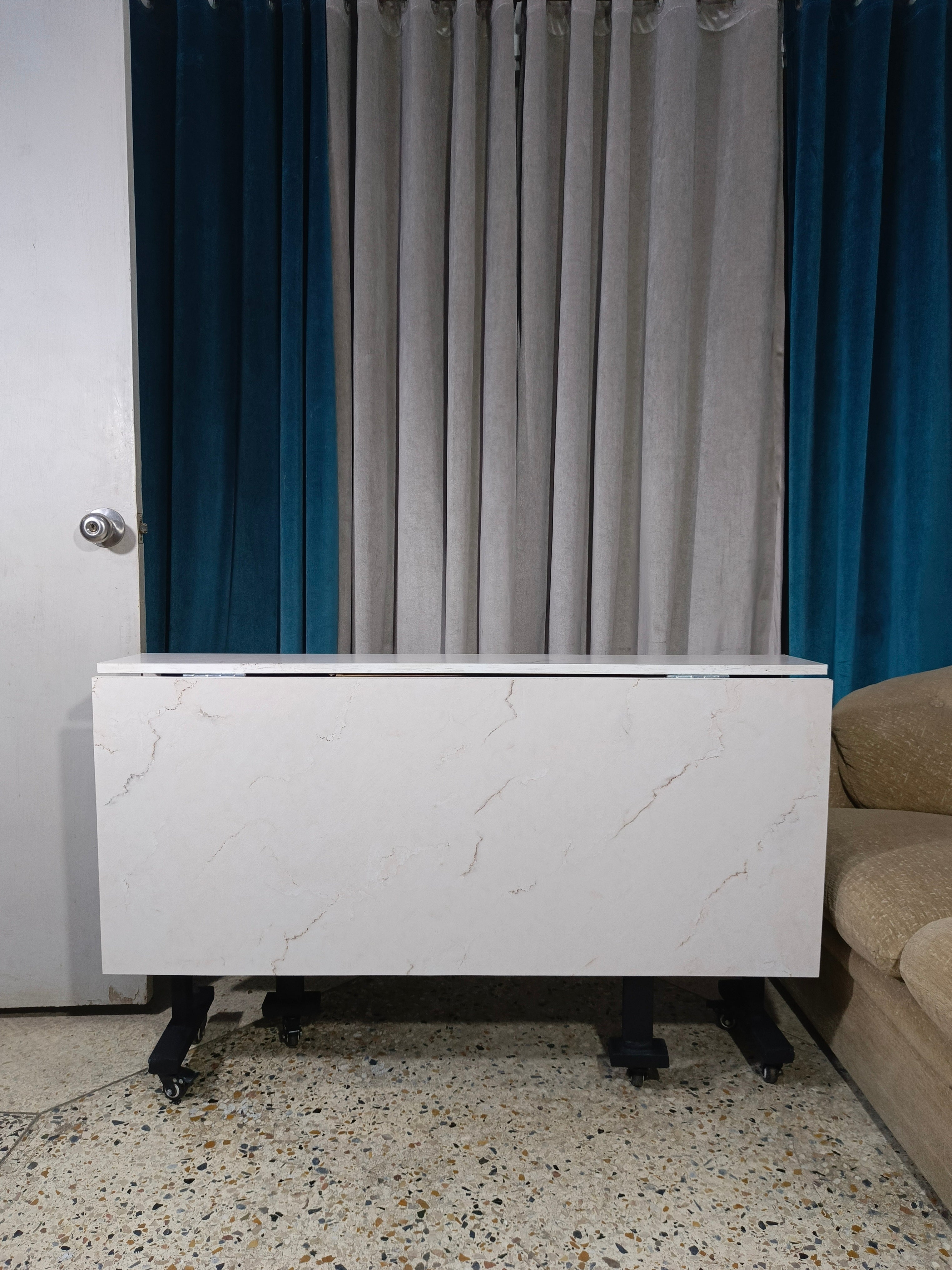 Foldable Square Table